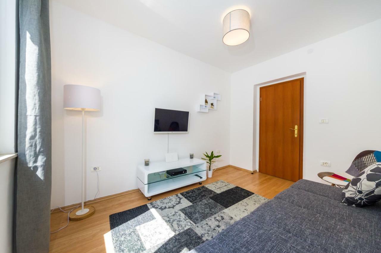 Apartman Lara Задар Екстериор снимка