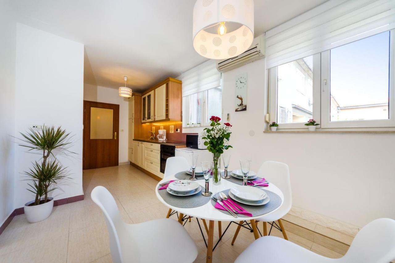 Apartman Lara Задар Екстериор снимка