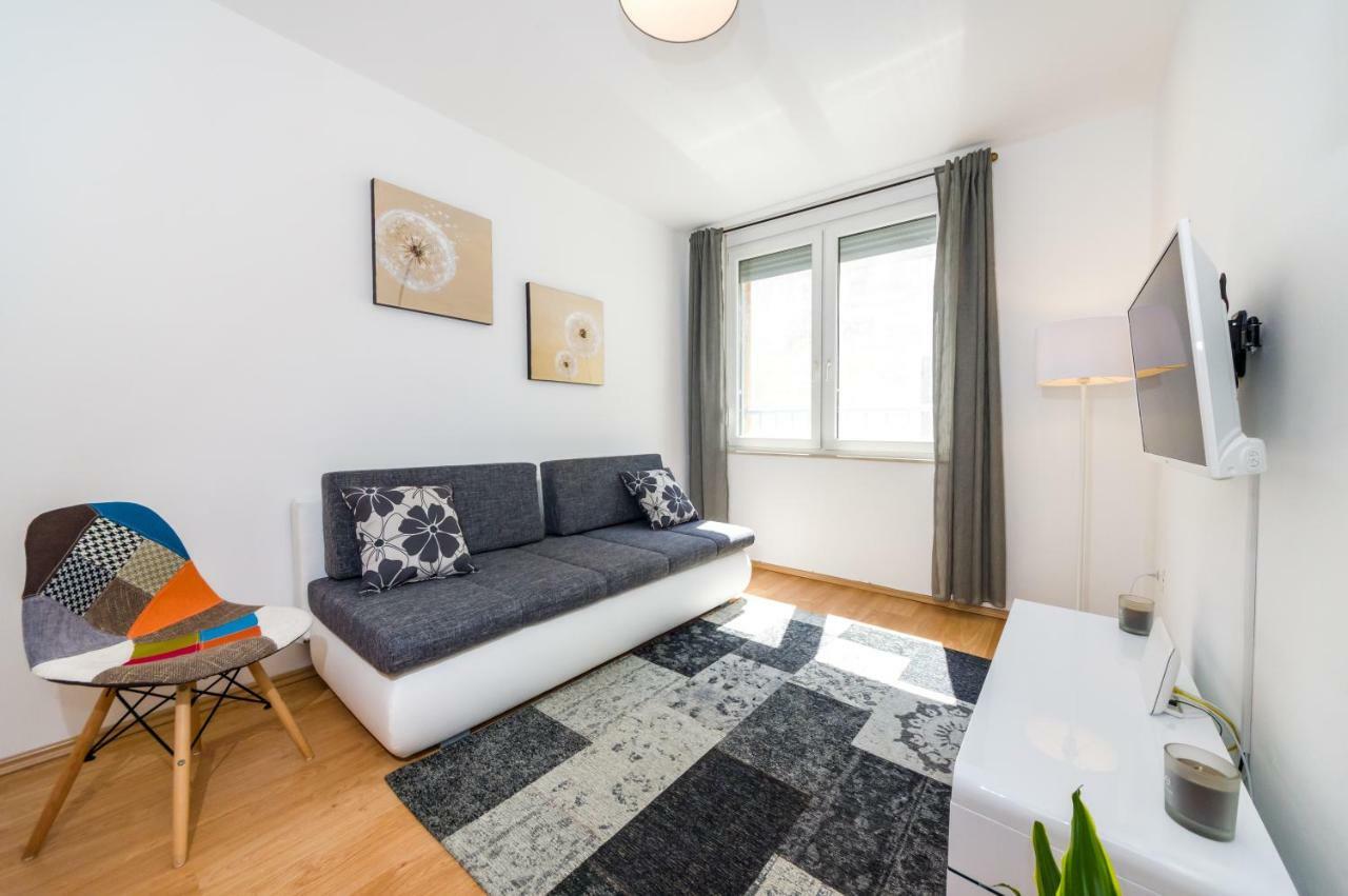 Apartman Lara Задар Екстериор снимка